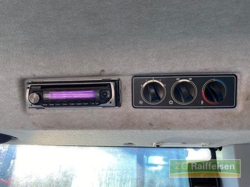 Traktor от тип Valtra A 84, Gebrauchtmaschine в Weil am Rhein-Haltingen (Снимка 7)