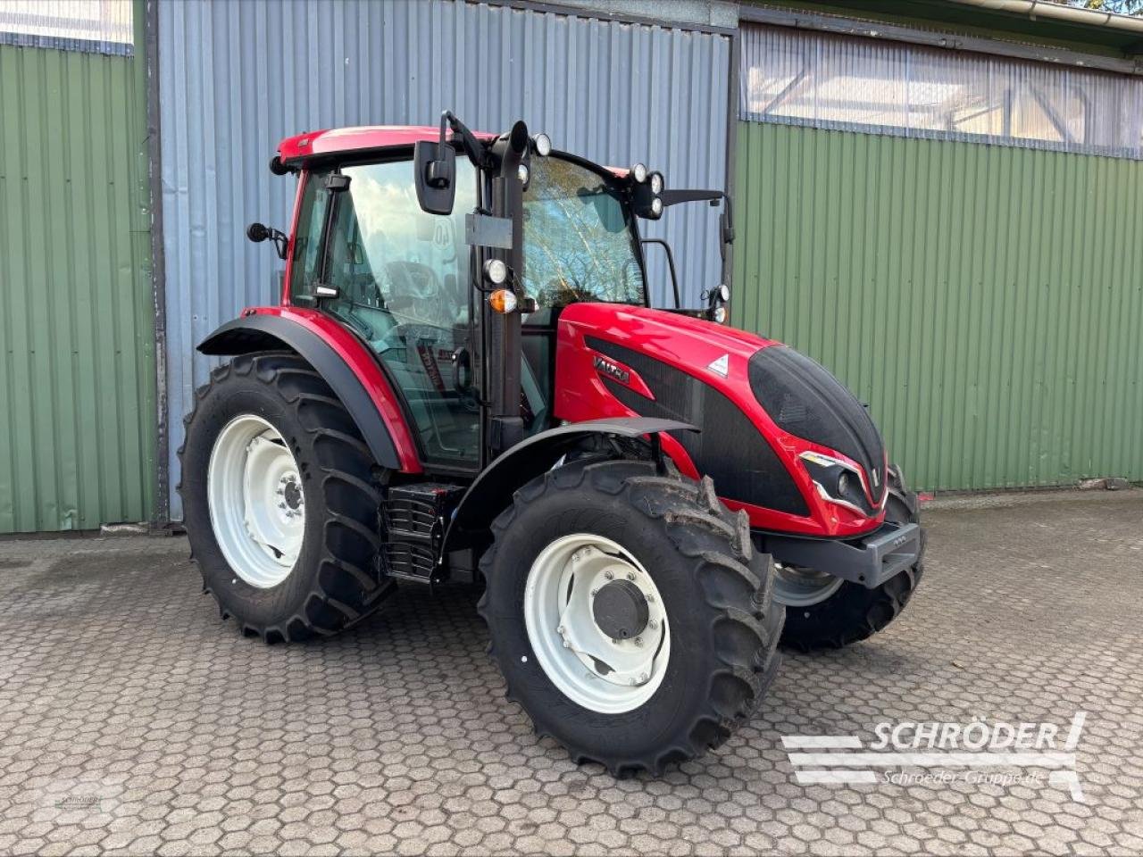 Traktor du type Valtra A 85 SH, Neumaschine en Hemmoor (Photo 1)
