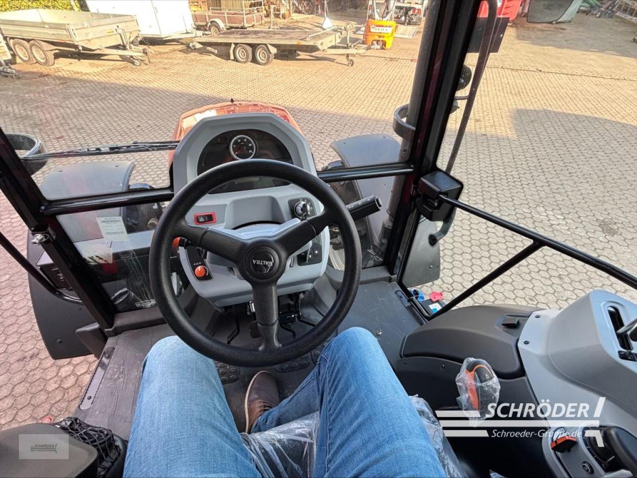 Traktor du type Valtra A 85 SH, Neumaschine en Hemmoor (Photo 10)