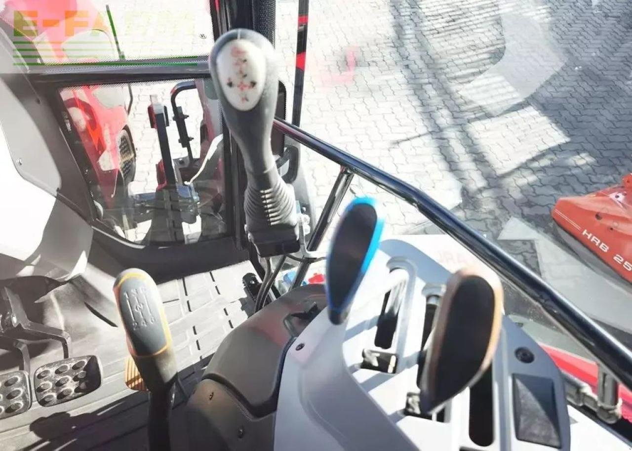 Traktor typu Valtra a 85, Gebrauchtmaschine v SANKT MARIENKIRCHEN BEI SCHÄRDING (Obrázek 15)