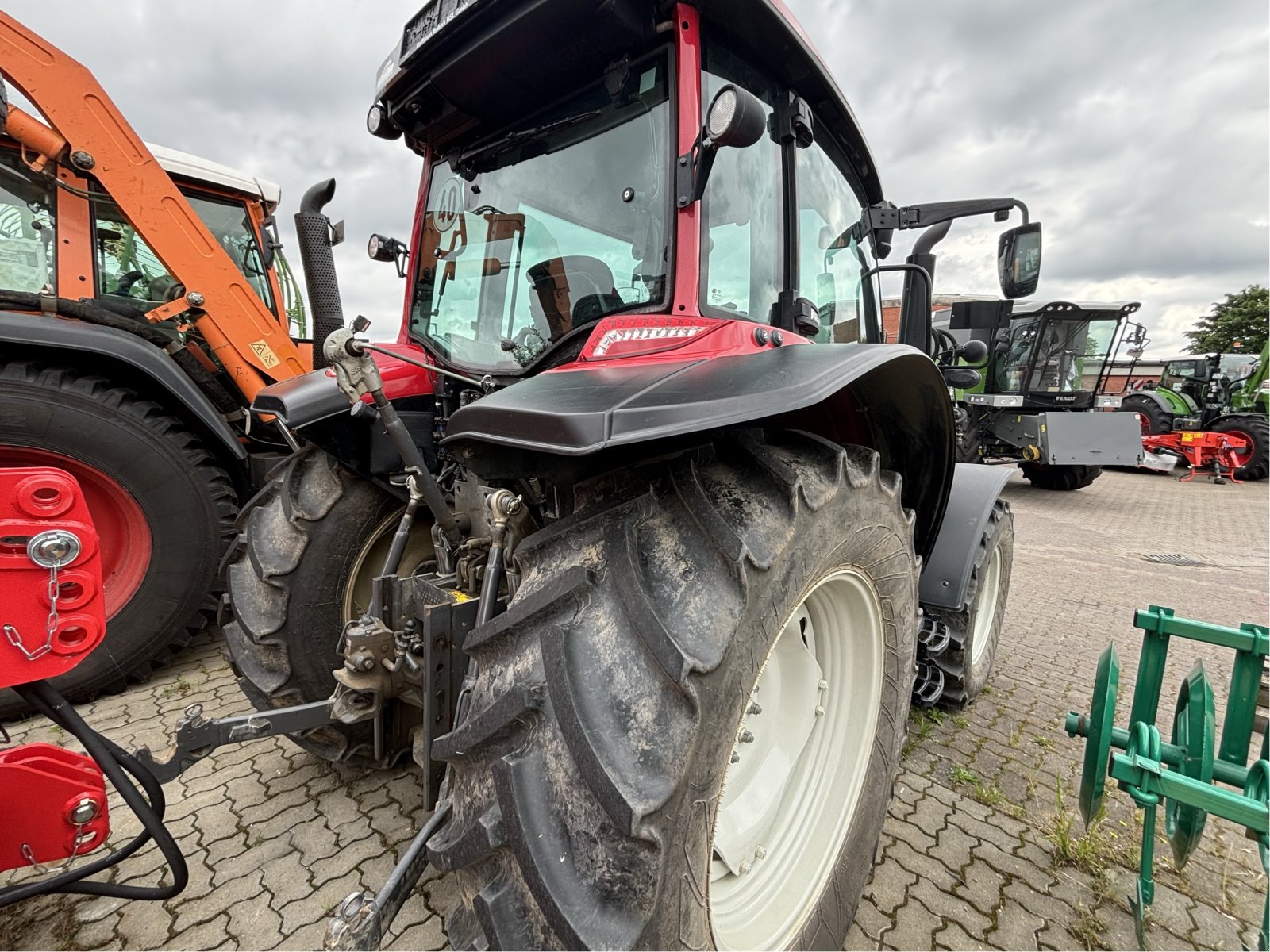 Traktor za tip Valtra A 95, Gebrauchtmaschine u Elmenhorst-Lanken (Slika 2)