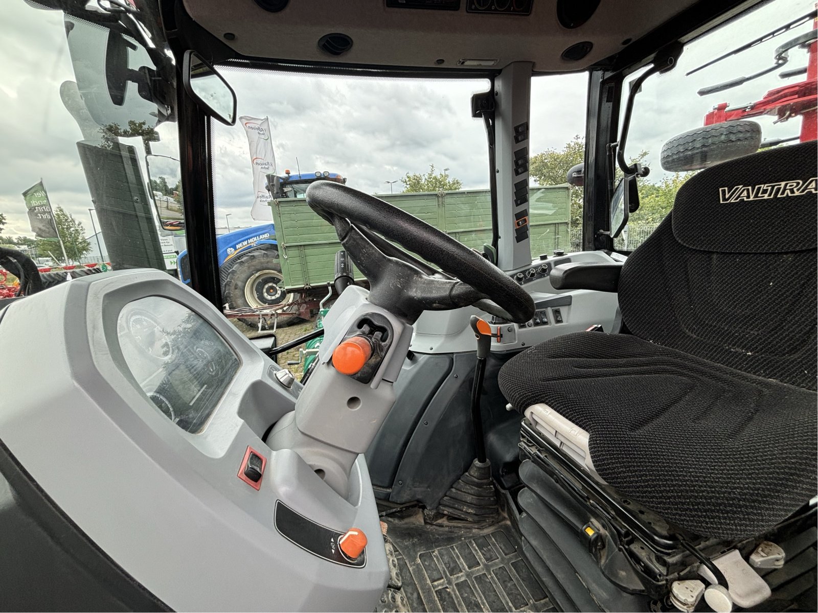 Traktor za tip Valtra A 95, Gebrauchtmaschine u Elmenhorst-Lanken (Slika 10)