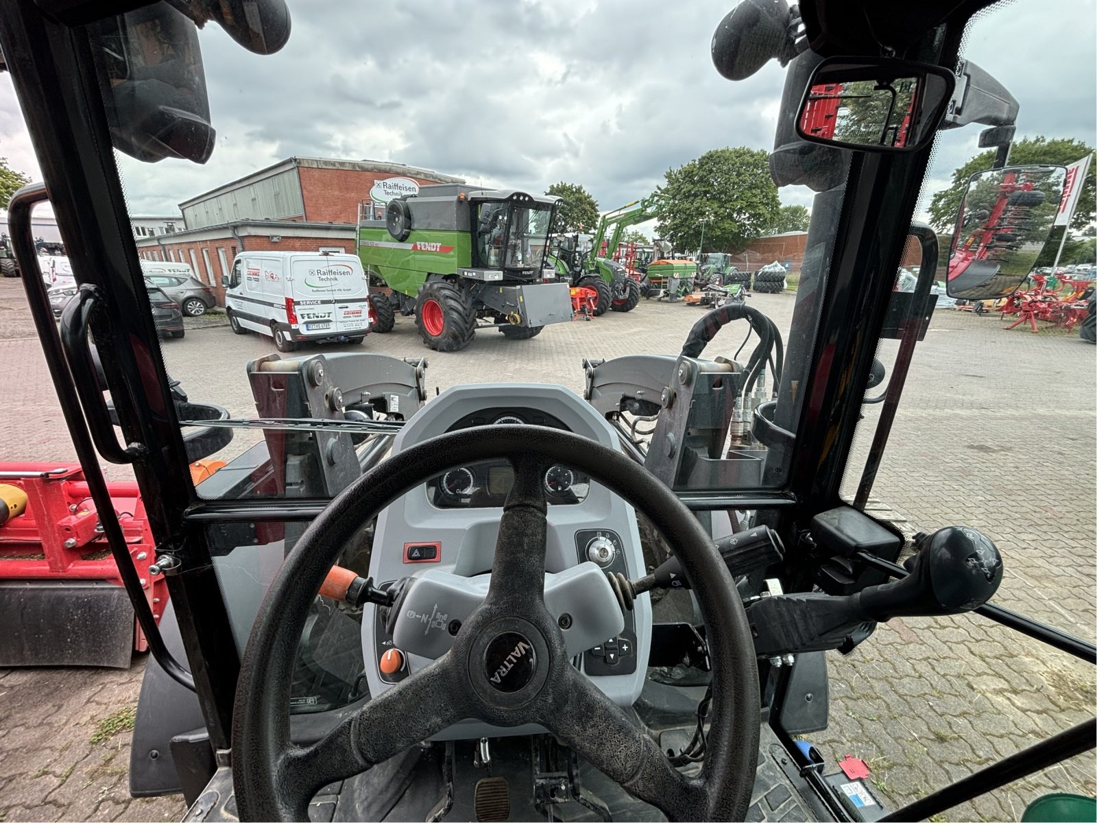 Traktor za tip Valtra A 95, Gebrauchtmaschine u Elmenhorst-Lanken (Slika 11)