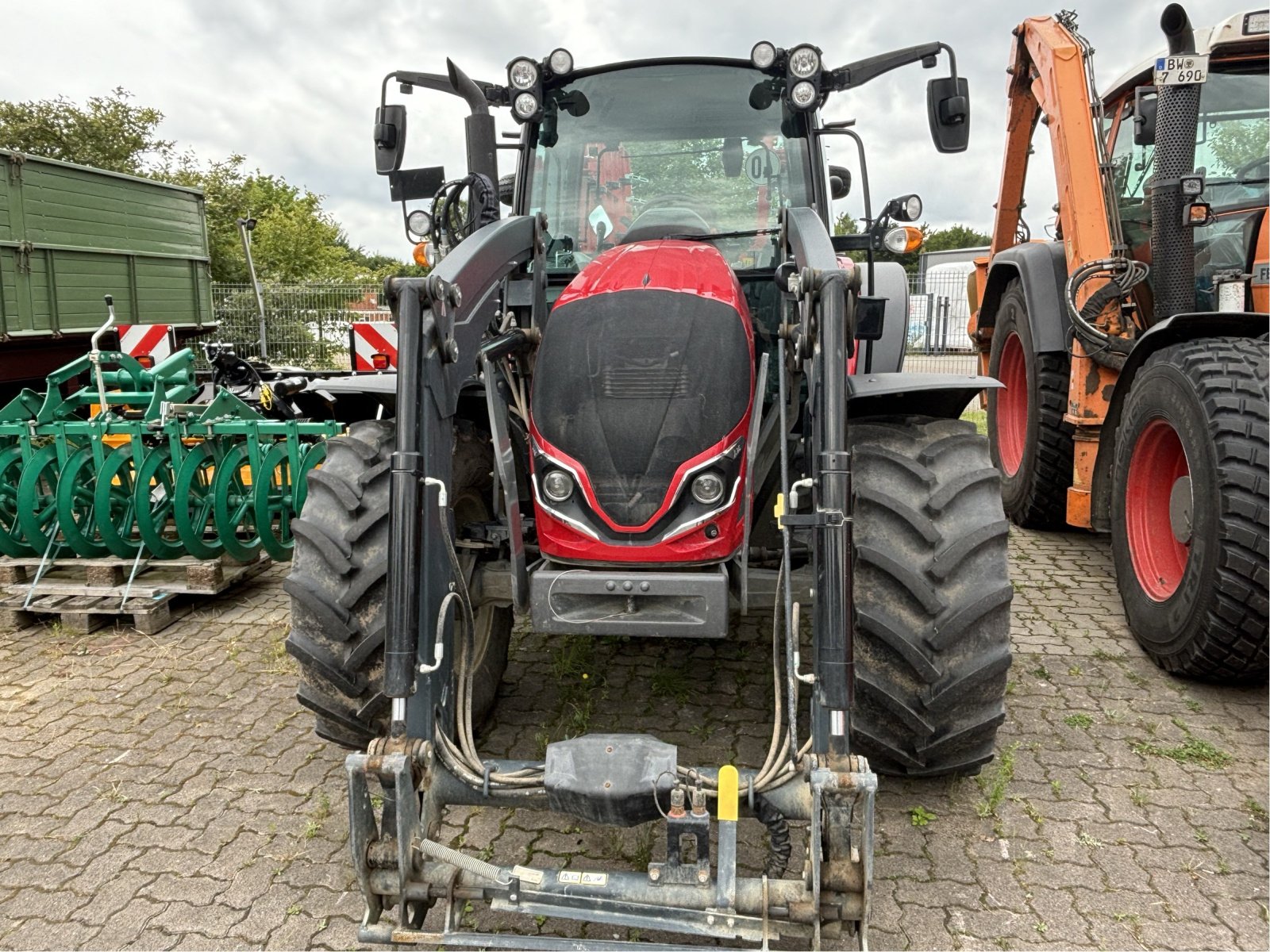 Traktor za tip Valtra A 95, Gebrauchtmaschine u Elmenhorst-Lanken (Slika 16)