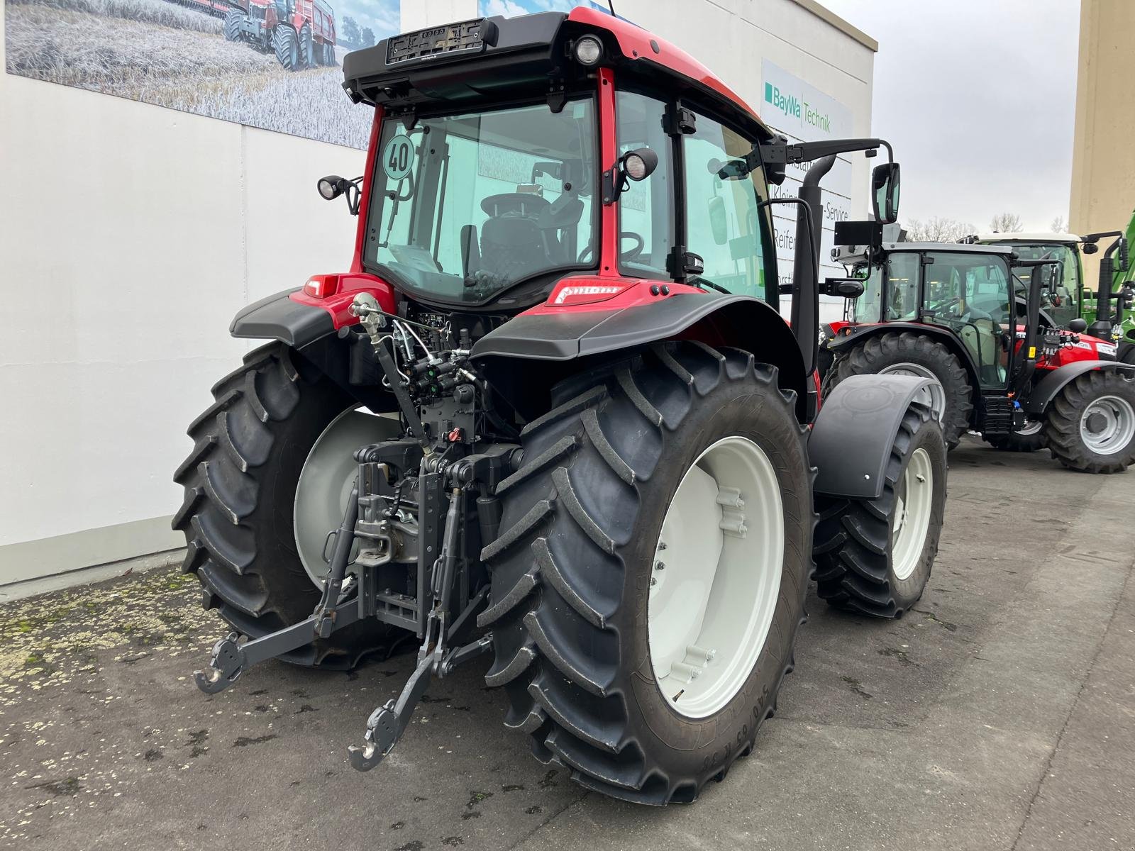 Traktor del tipo Valtra A104 H4, Gebrauchtmaschine en Wülfershausen an der Saale (Imagen 4)