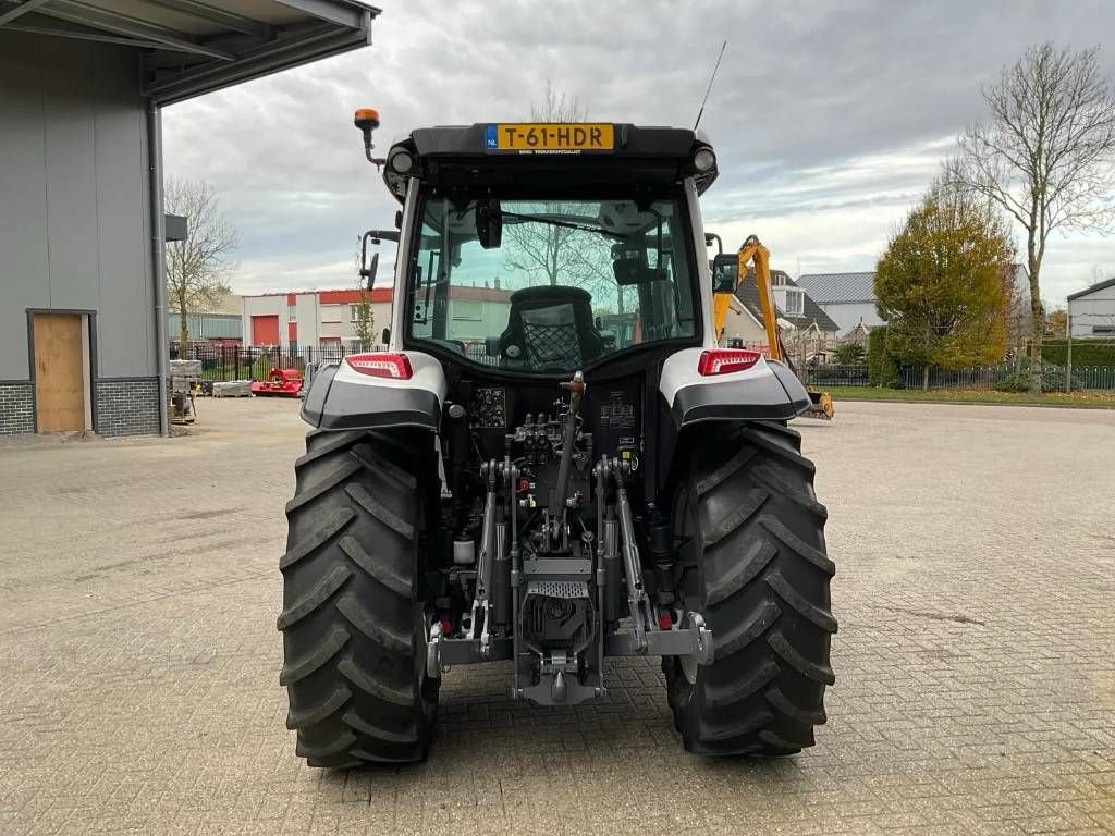 Traktor типа Valtra A104 Hitech 4, Luchtremmen, voorladeraanbouwdelen, Gebrauchtmaschine в Marknesse (Фотография 7)