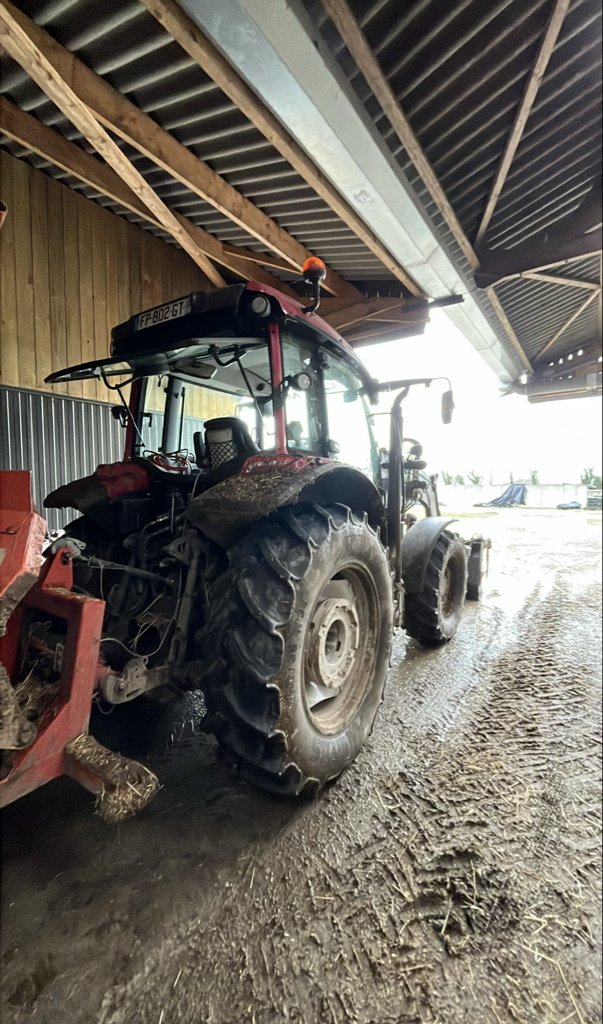 Traktor Türe ait Valtra A104 Hitech, Gebrauchtmaschine içinde JOSSELIN (resim 3)