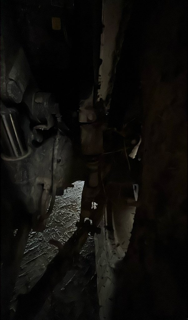 Traktor Türe ait Valtra A104 Hitech, Gebrauchtmaschine içinde JOSSELIN (resim 8)