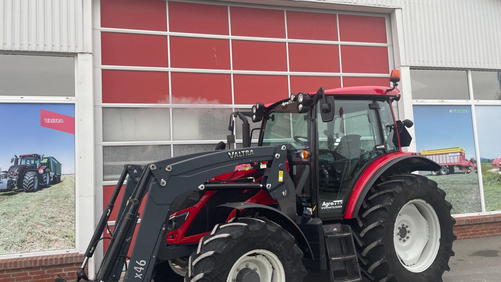 Traktor typu Valtra A104 MH4 H4, Gebrauchtmaschine w Hobro (Zdjęcie 1)