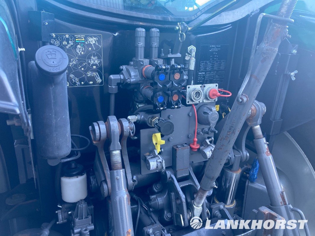 Traktor del tipo Valtra A104, Gebrauchtmaschine In Emsbüren (Immagine 4)