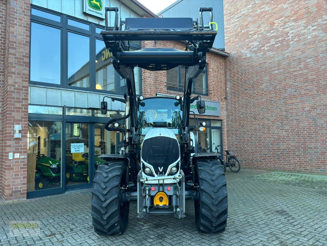 Traktor от тип Valtra A104, Gebrauchtmaschine в Ahaus (Снимка 2)