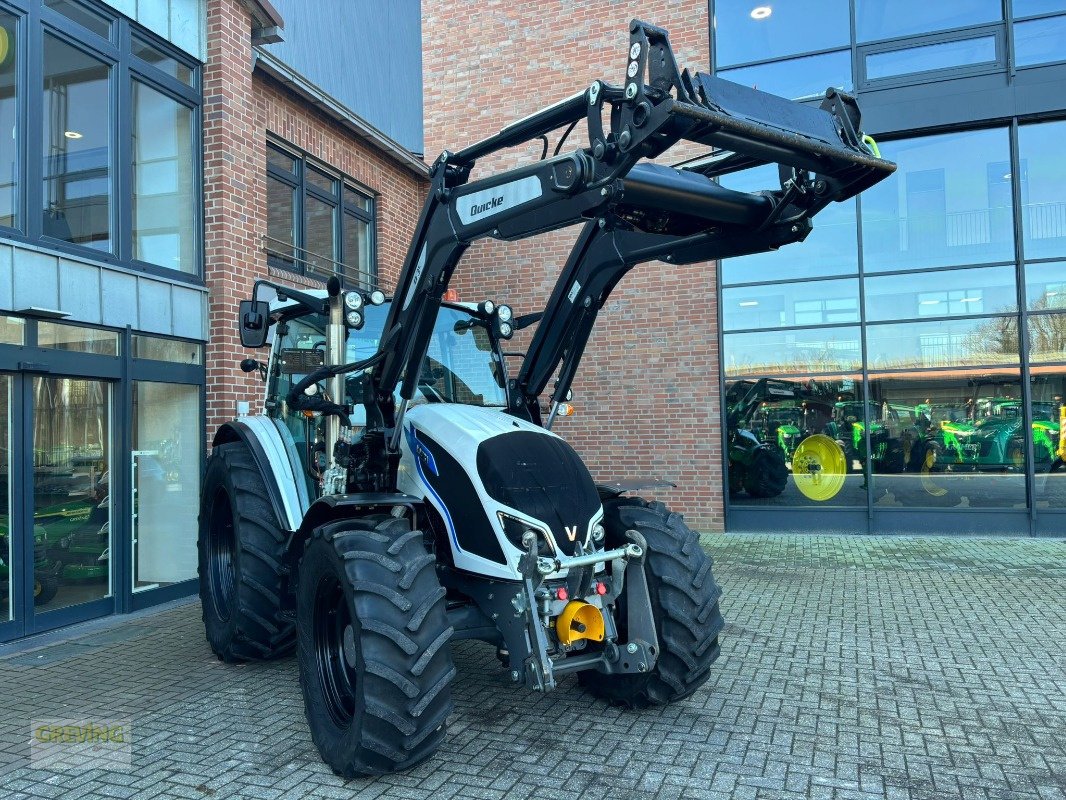 Traktor от тип Valtra A104, Gebrauchtmaschine в Ahaus (Снимка 3)