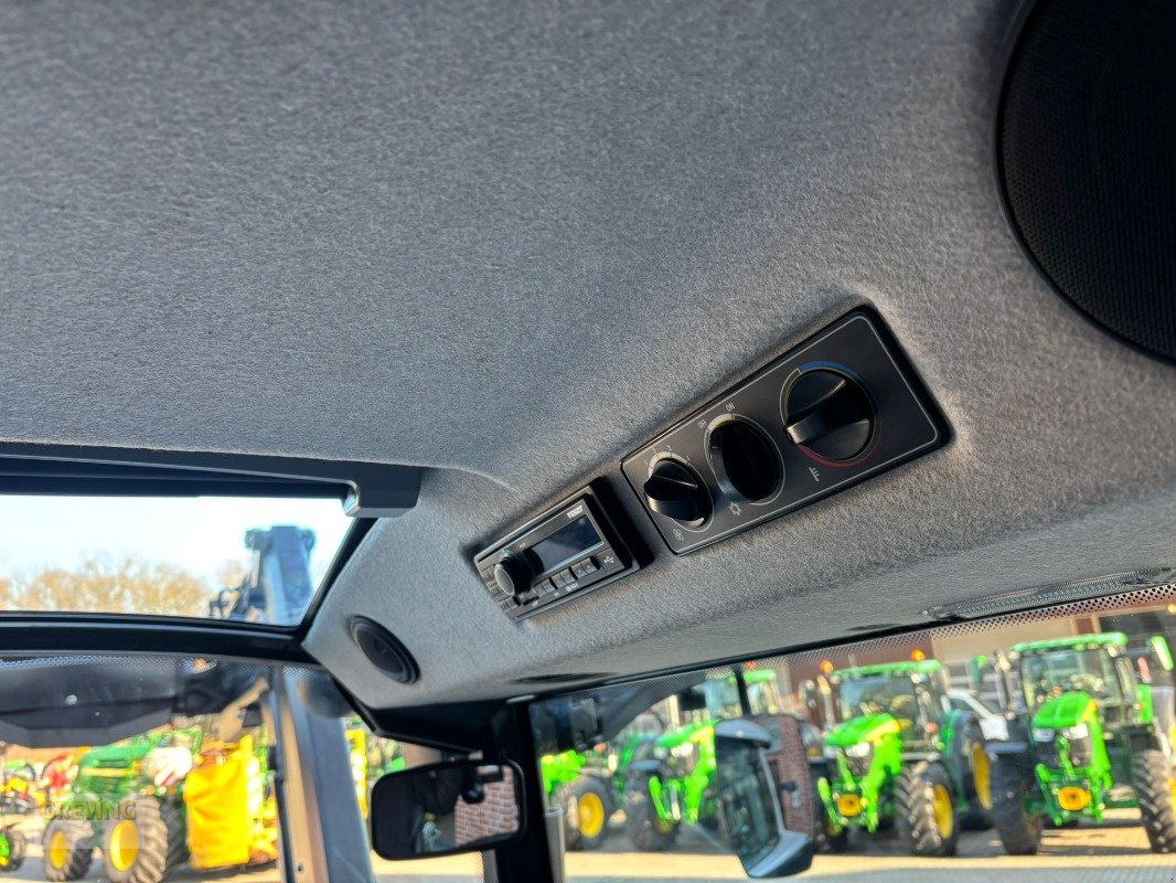 Traktor от тип Valtra A104, Gebrauchtmaschine в Ahaus (Снимка 11)