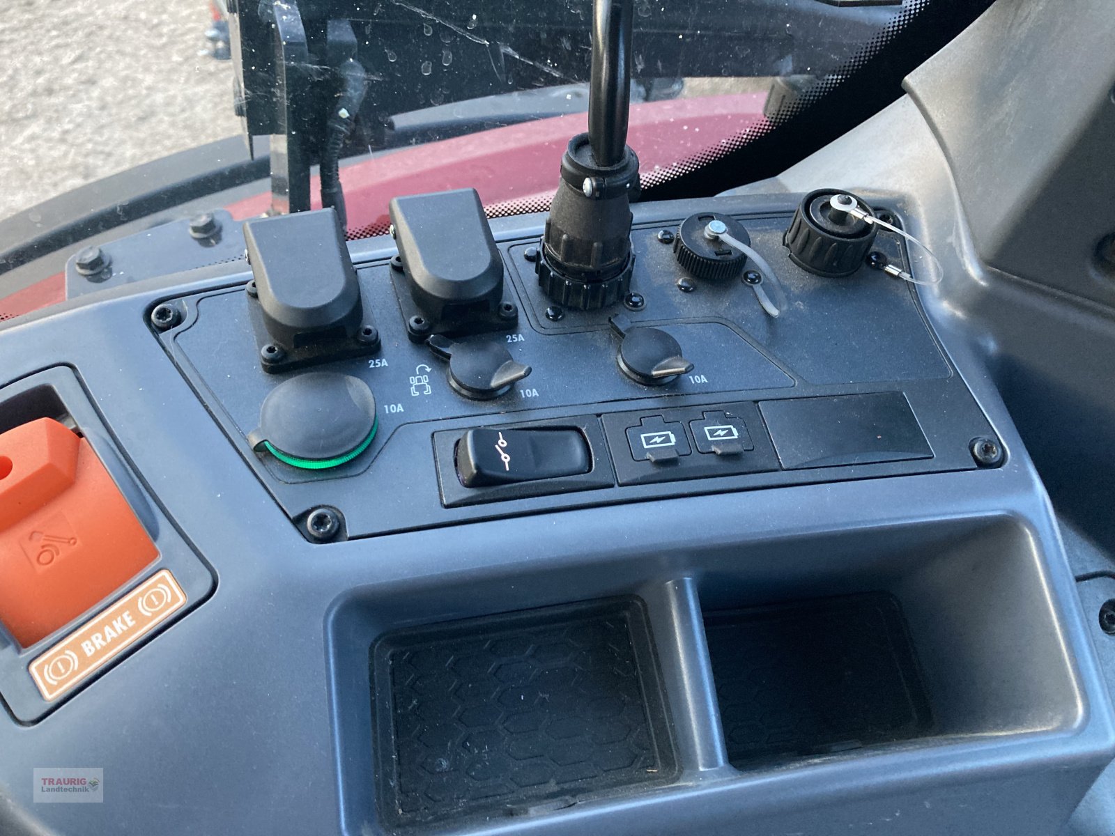 Traktor Türe ait Valtra A105 H4, Neumaschine içinde Mainburg/Wambach (resim 4)