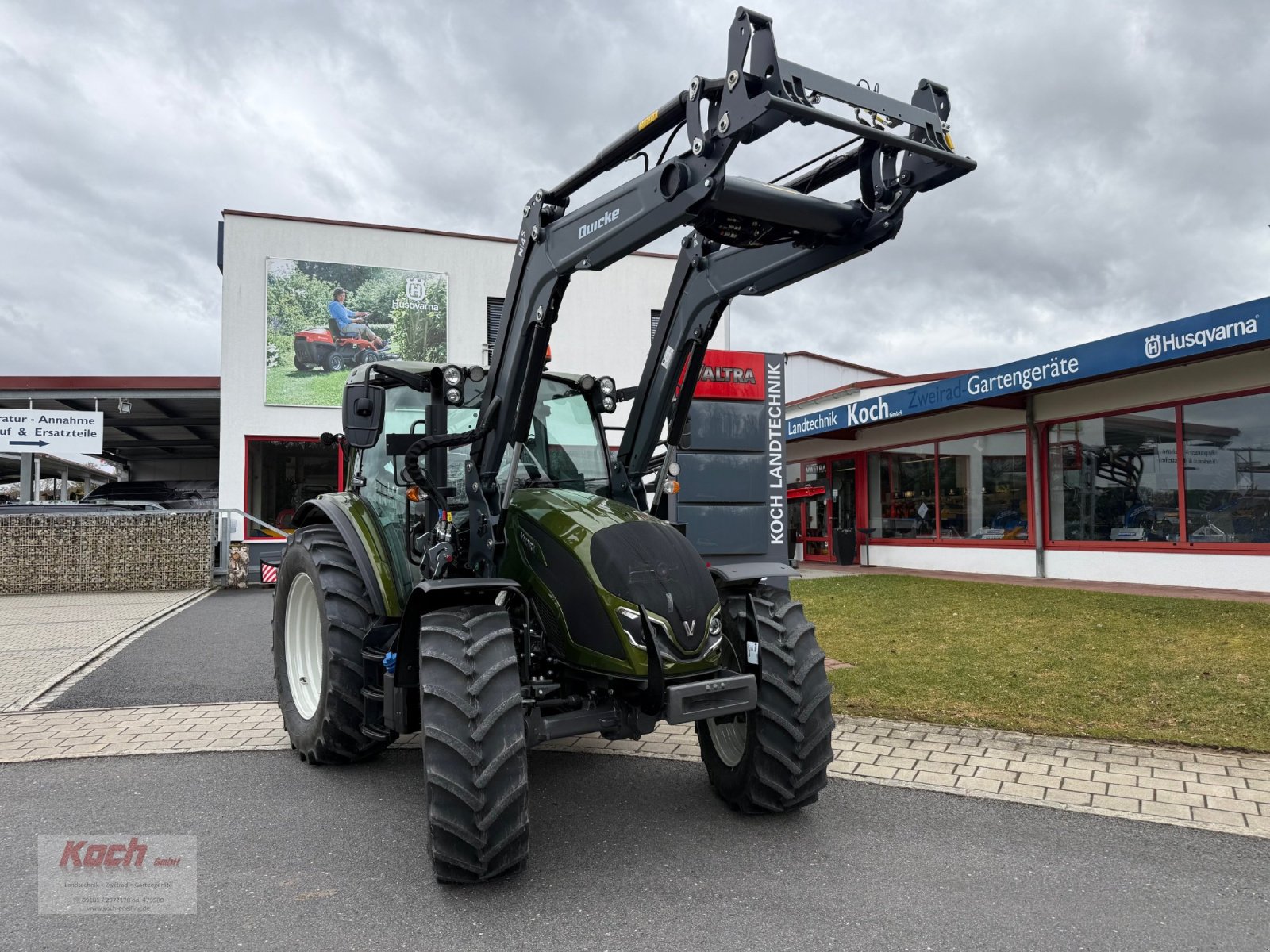 Traktor tipa Valtra A105 H4, Neumaschine u Neumarkt / Pölling (Slika 3)
