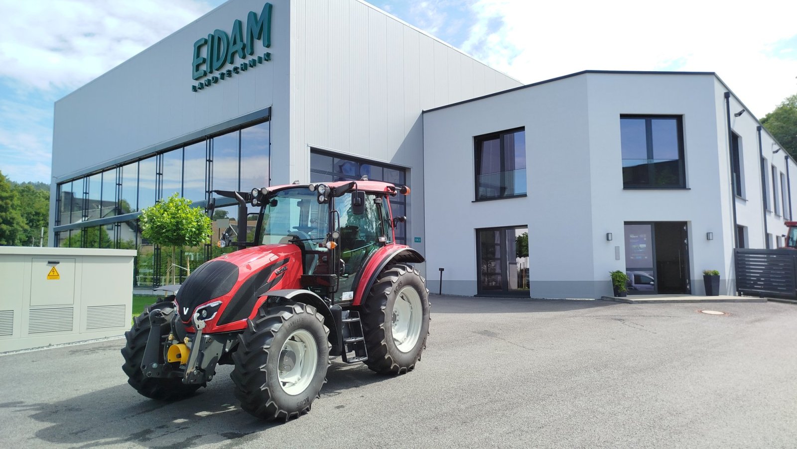 Traktor του τύπου Valtra A105 MH4 2B0, Gebrauchtmaschine σε Lößnitz  (Φωτογραφία 1)