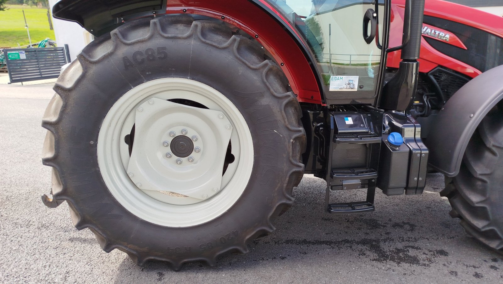 Traktor του τύπου Valtra A105 MH4 2B0, Gebrauchtmaschine σε Lößnitz  (Φωτογραφία 4)