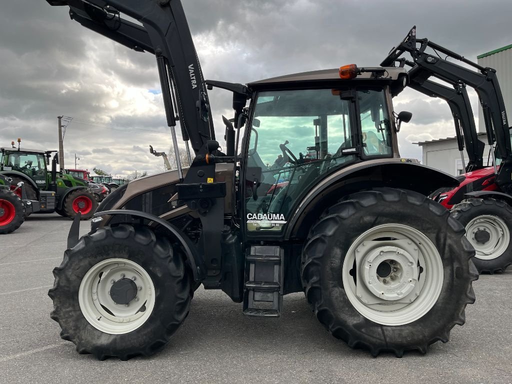 Traktor typu Valtra A105, Gebrauchtmaschine v Calmont (Obrázek 2)