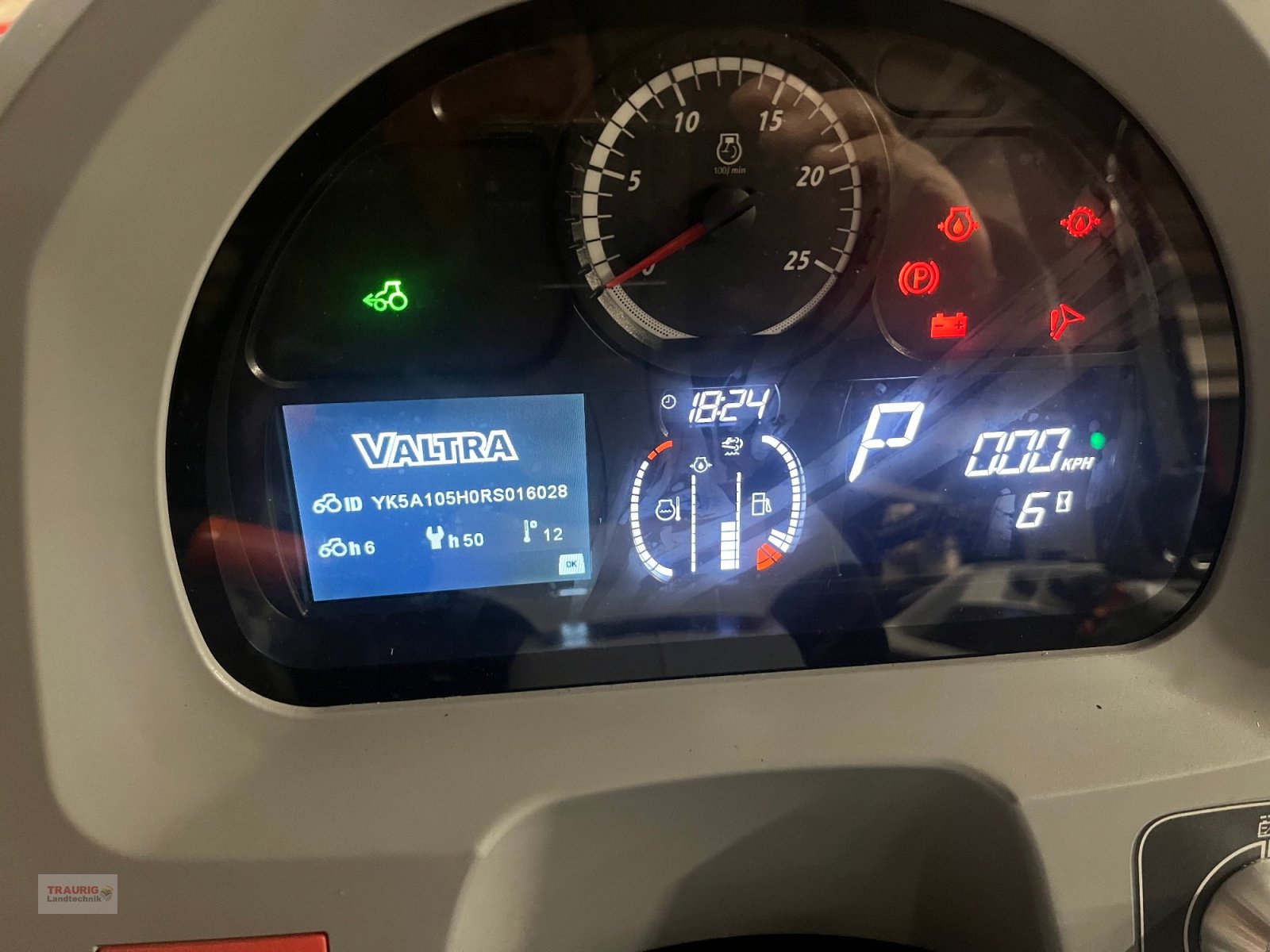 Traktor typu Valtra A105, Neumaschine v Mainburg/Wambach (Obrázek 16)