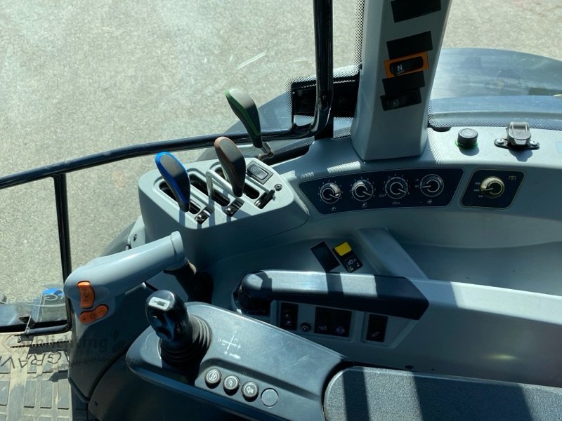 Traktor du type Valtra A105, Gebrauchtmaschine en Soltau (Photo 18)