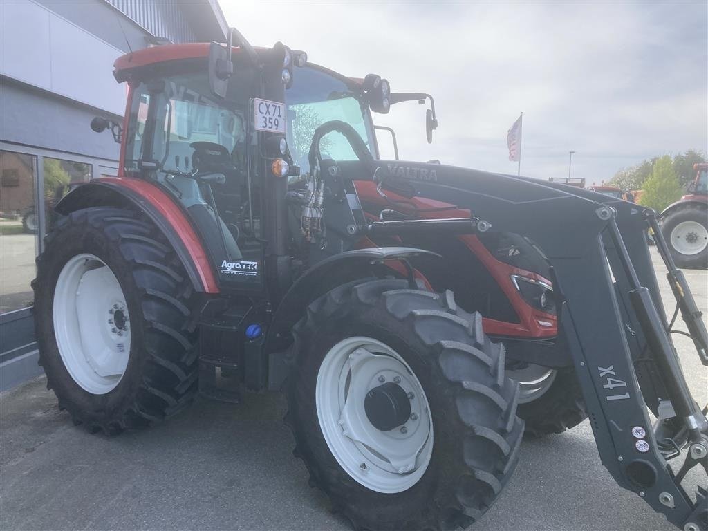 Traktor του τύπου Valtra A114 H4 Få timer som ny, Gebrauchtmaschine σε Hobro (Φωτογραφία 2)