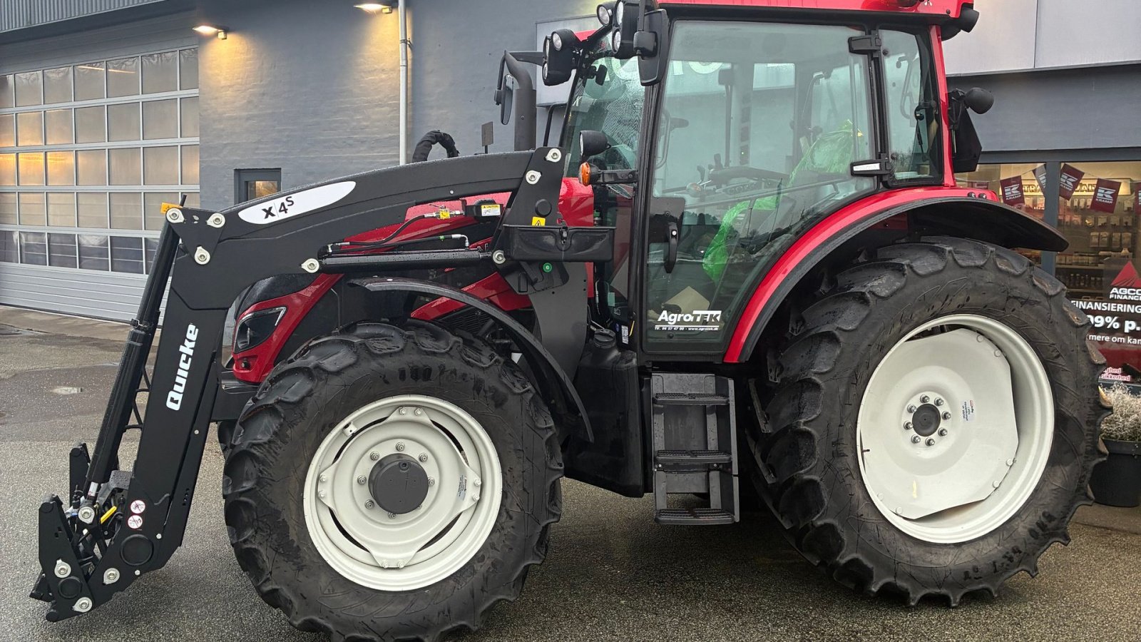 Traktor typu Valtra A114 H4, Gebrauchtmaschine v Hobro (Obrázek 5)