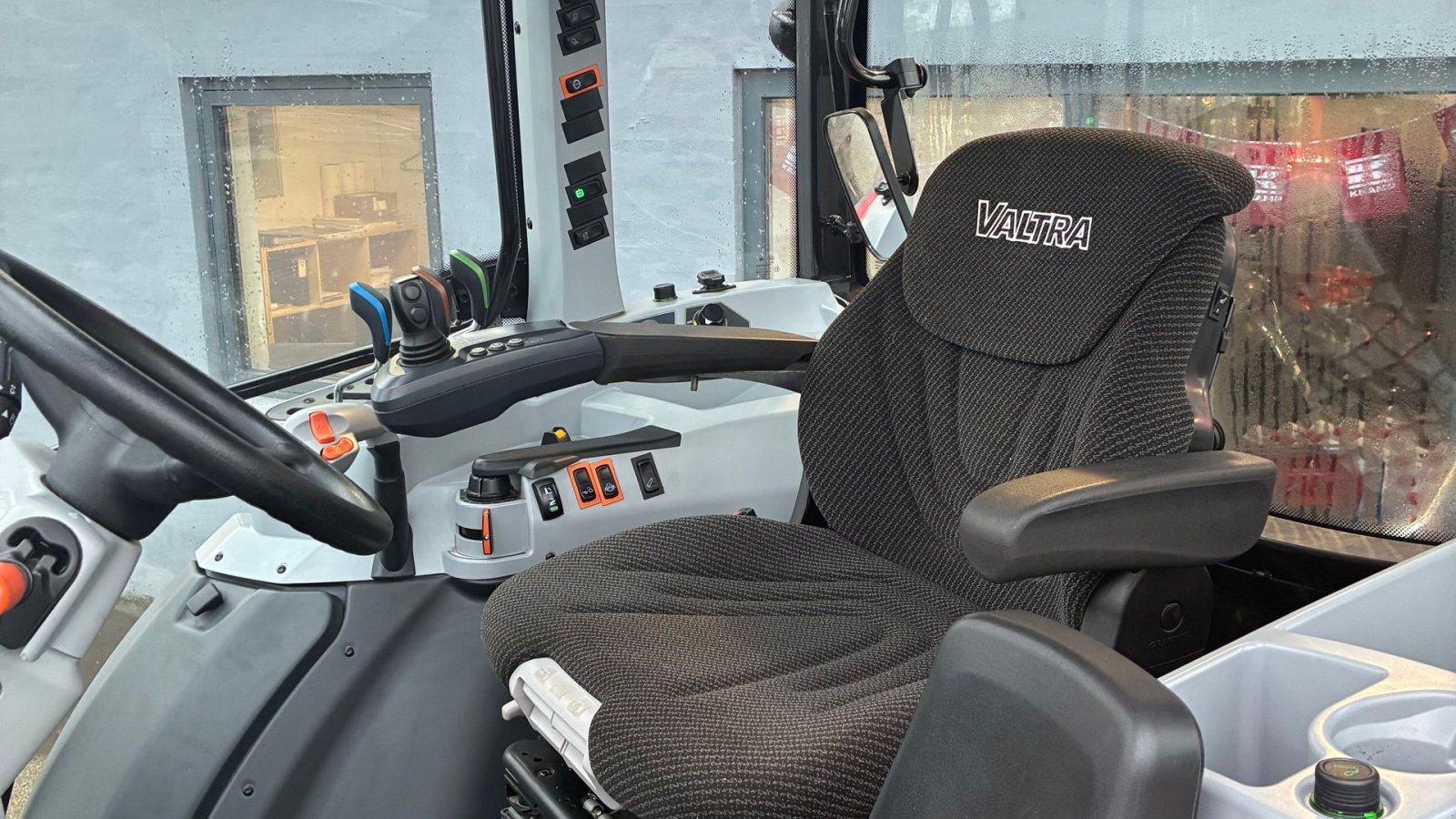 Traktor typu Valtra A114 H4, Gebrauchtmaschine v Hobro (Obrázek 10)