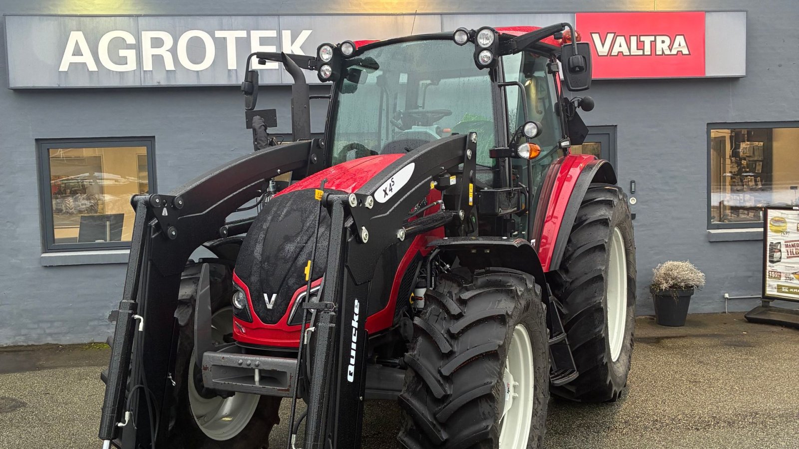 Traktor typu Valtra A114 H4, Gebrauchtmaschine v Hobro (Obrázek 1)