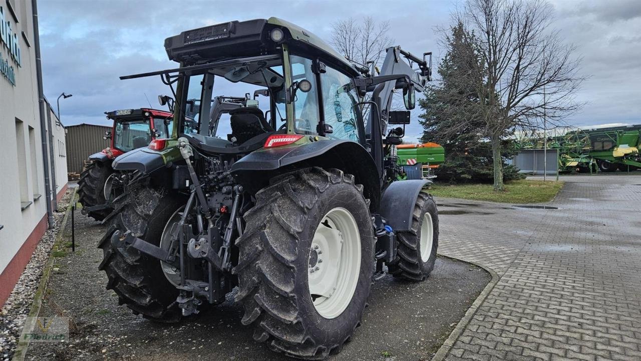 Traktor of the type Valtra A115 MH4 2B0, Gebrauchtmaschine in Bad Lausick (Picture 2)