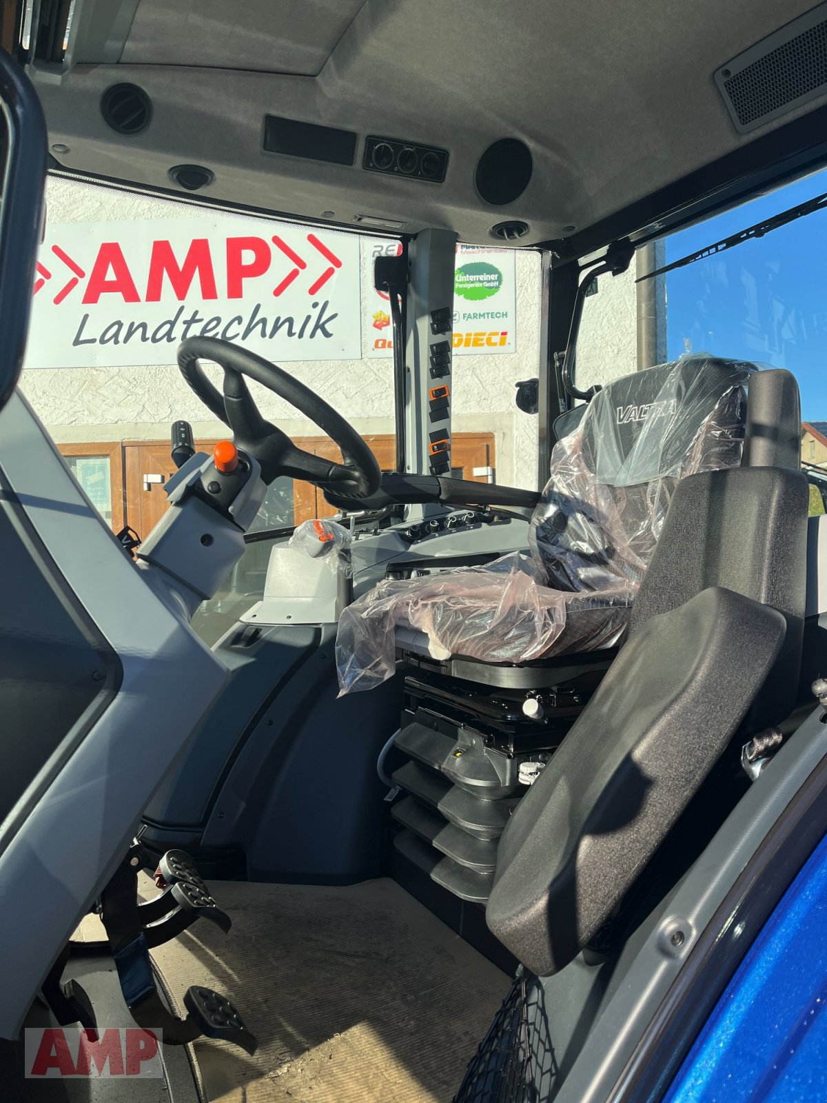 Traktor типа Valtra A115 MH4, Neumaschine в Teising (Фотография 6)