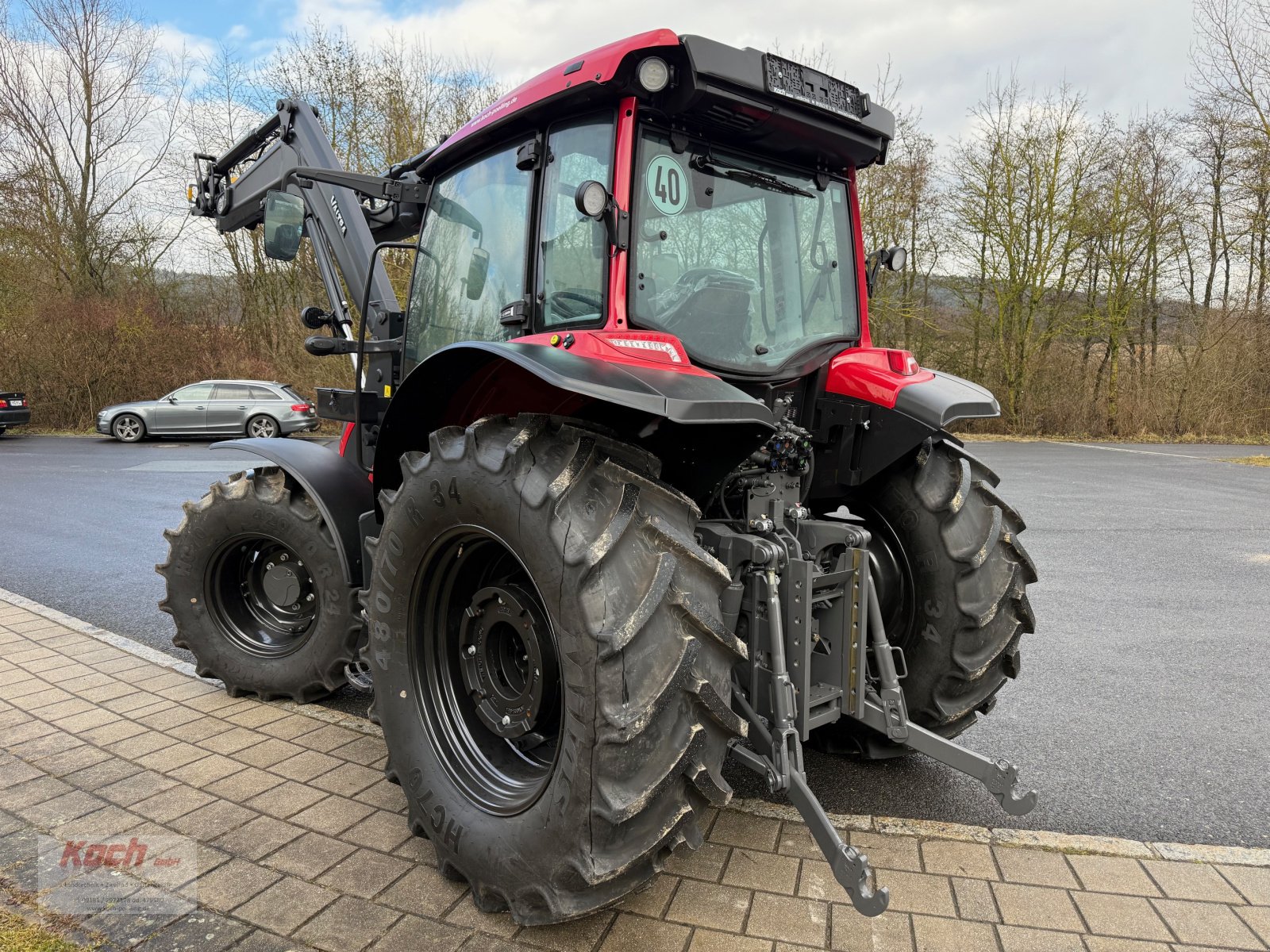 Traktor of the type Valtra A115 MH4, Neumaschine in Neumarkt / Pölling (Picture 5)