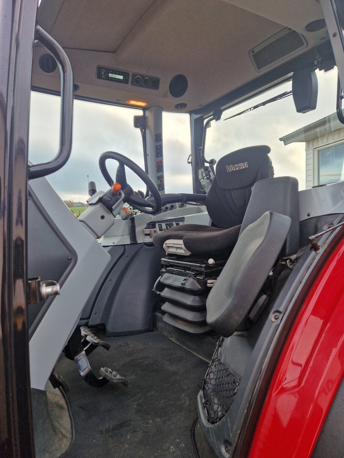 Traktor typu Valtra A115 X46 LÆSSER, Gebrauchtmaschine v Thisted (Obrázek 5)