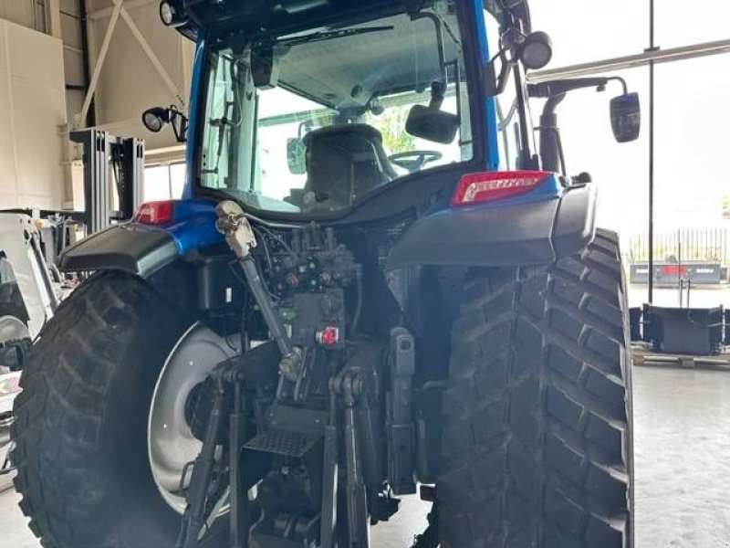 Traktor typu Valtra A124 hitech, 2018, 4898 hours!, Gebrauchtmaschine w Marknesse (Zdjęcie 10)
