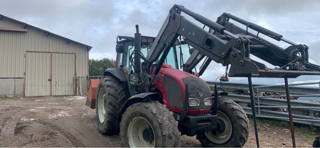 Traktor del tipo Valtra A72, Gebrauchtmaschine In Calmont (Immagine 2)