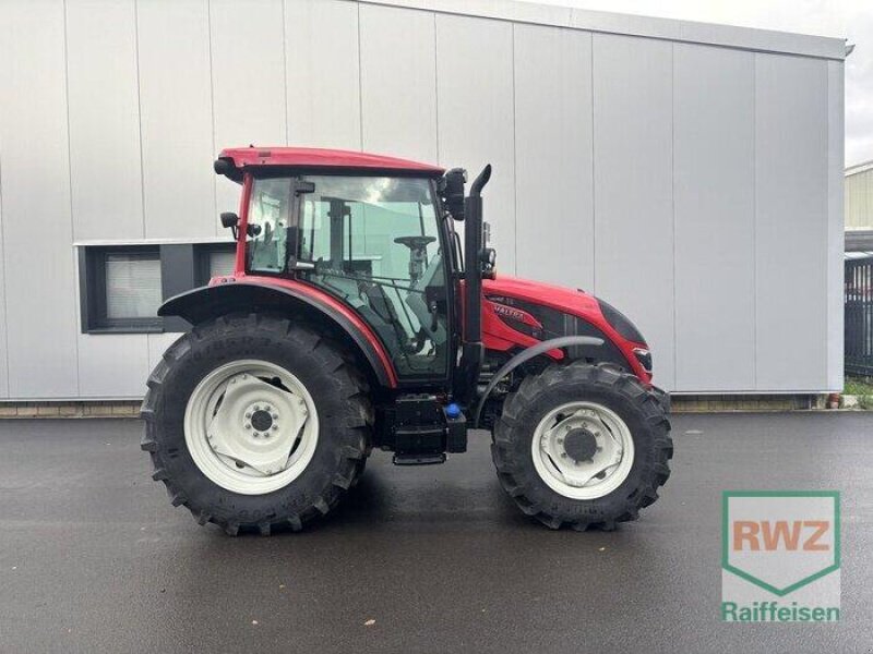 Traktor типа Valtra A75, Gebrauchtmaschine в Wipperfürth (Фотография 2)