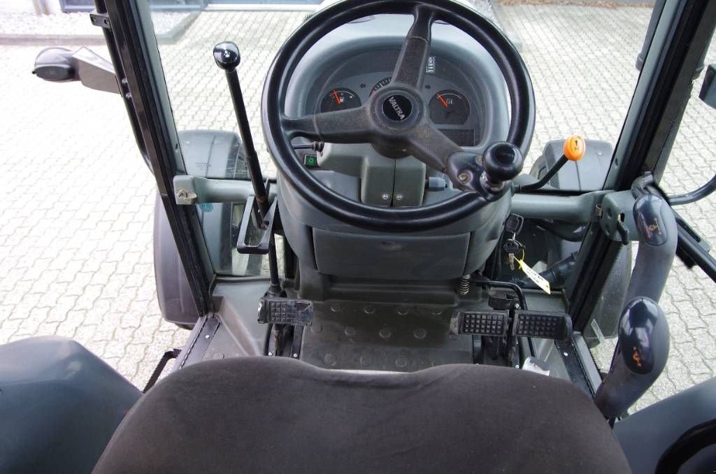 Traktor des Typs Valtra A82, Gebrauchtmaschine in Borne (Bild 4)