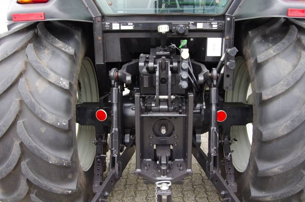 Traktor типа Valtra A82, Gebrauchtmaschine в Borne (Фотография 2)