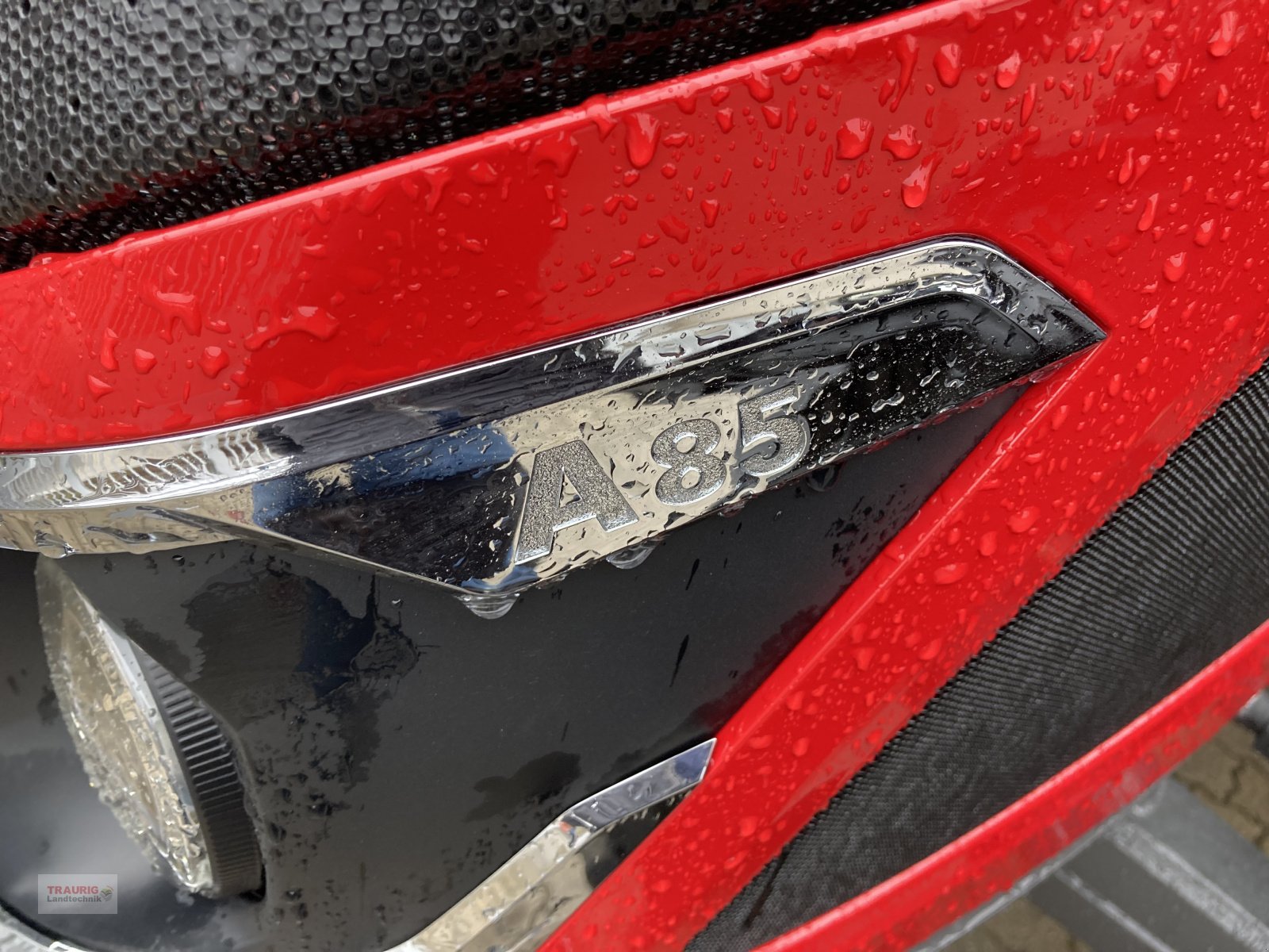 Traktor des Typs Valtra A85 Hitech, Neumaschine in Mainburg/Wambach (Bild 21)