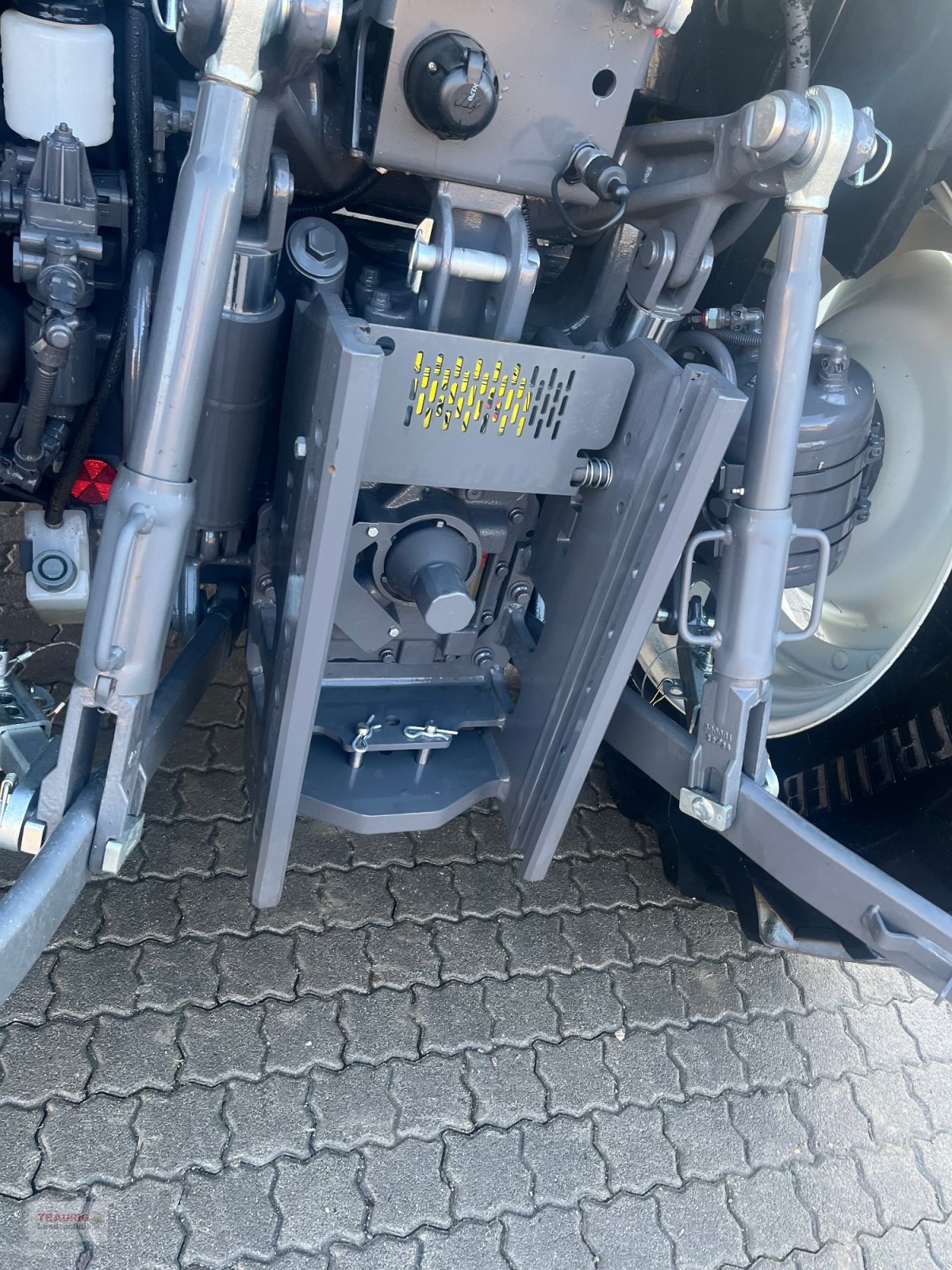 Traktor del tipo Valtra A85 mit FL, Neumaschine en Mainburg/Wambach (Imagen 8)