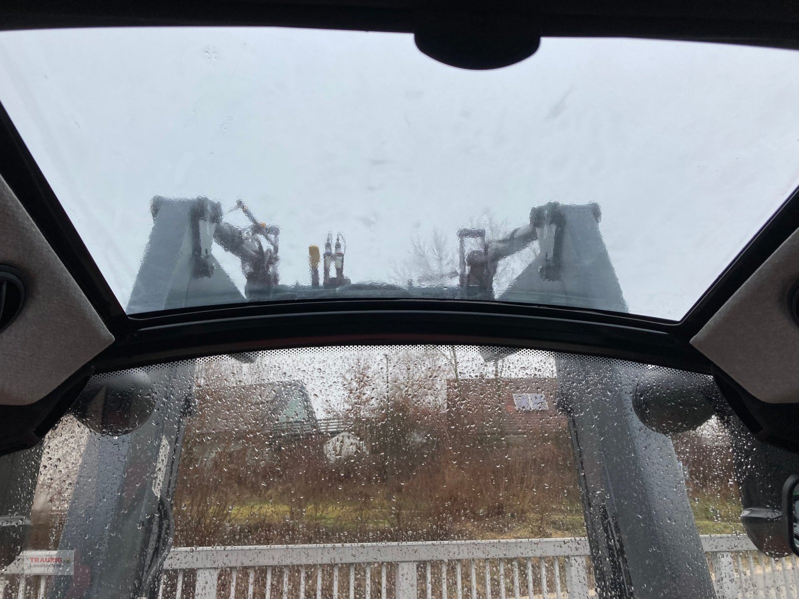 Traktor del tipo Valtra A85 mit FL, Neumaschine en Mainburg/Wambach (Imagen 18)