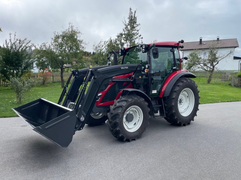 Traktor des Typs Valtra A85, Gebrauchtmaschine in Fürsteneck (Bild 1)