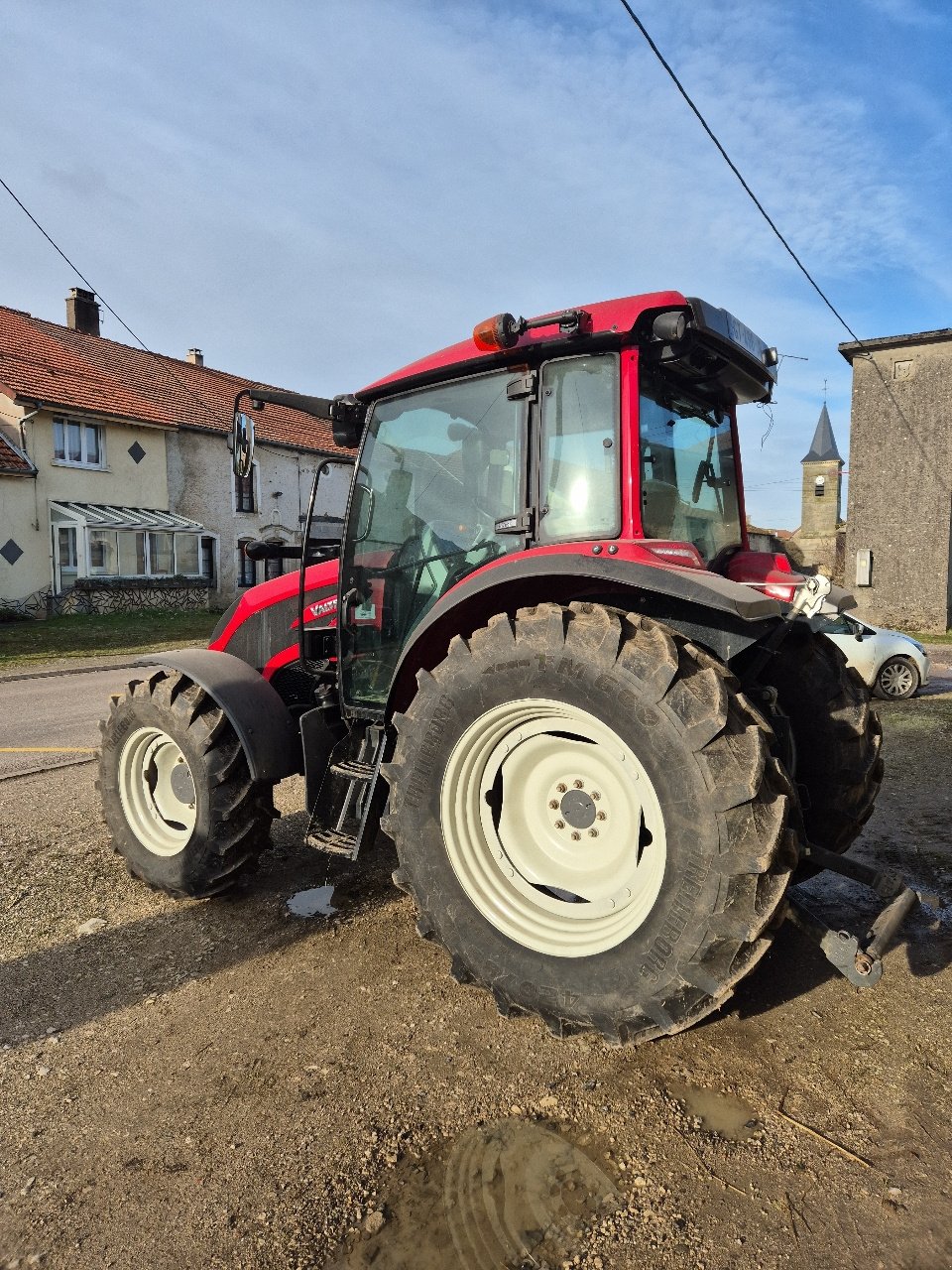 Traktor типа Valtra A85, Gebrauchtmaschine в MANDRES-SUR-VAIR (Фотография 5)