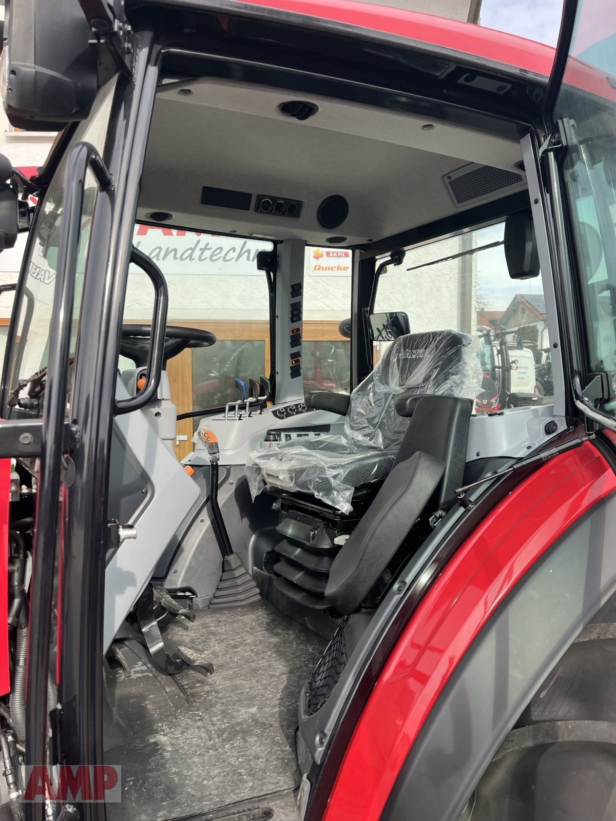 Traktor типа Valtra A85, Neumaschine в Teising (Фотография 6)