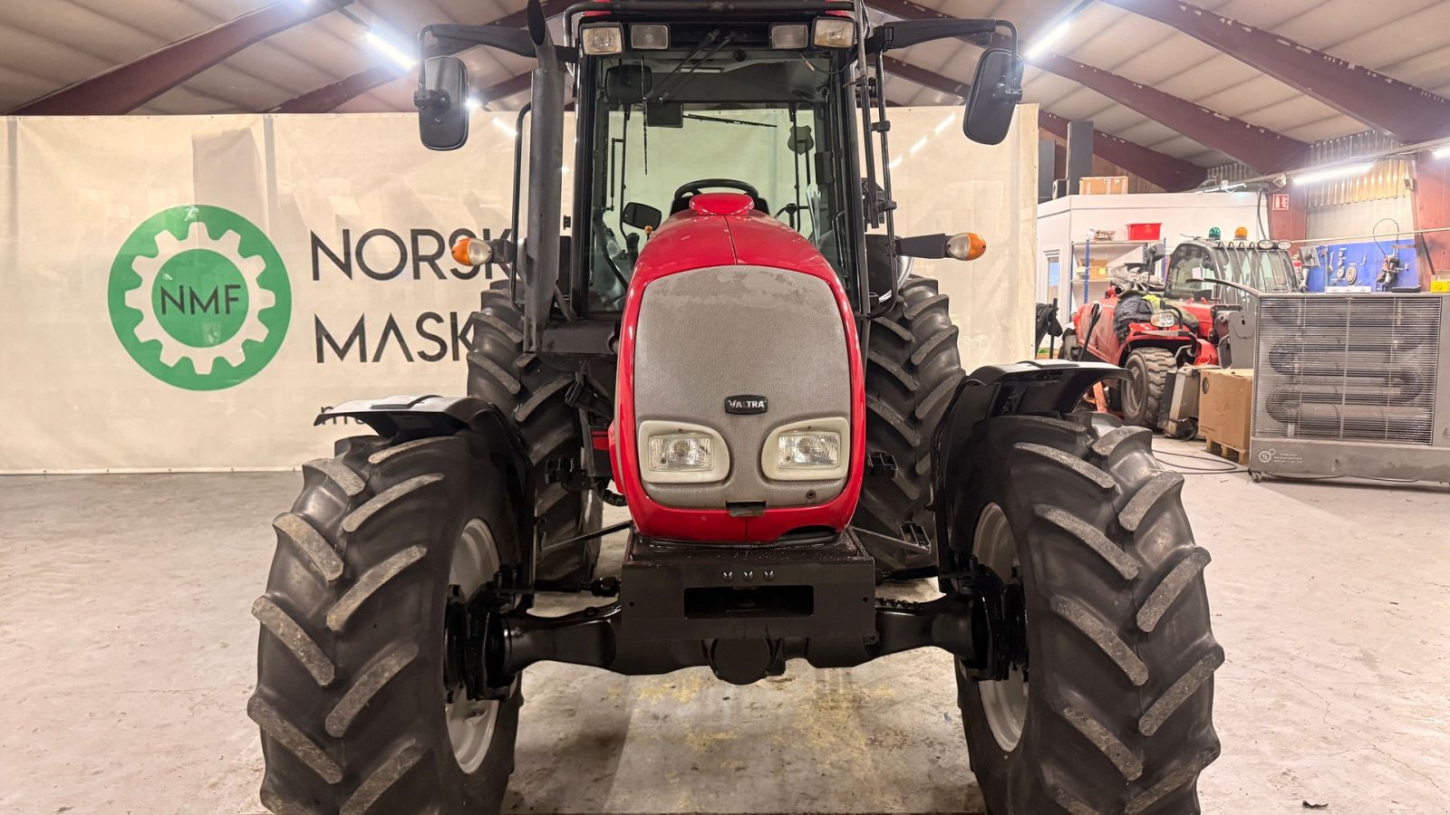 Traktor des Typs Valtra A85, Gebrauchtmaschine in Ølen (Bild 9)