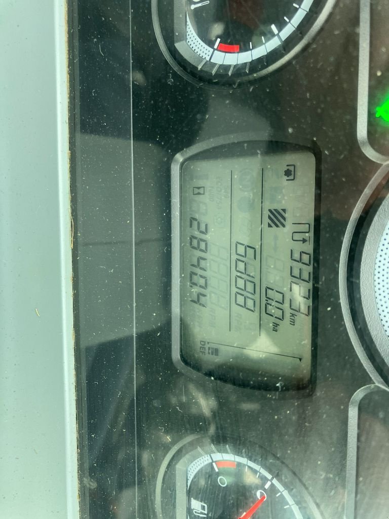 Traktor du type Valtra A85, Gebrauchtmaschine en VIRECOURT (Photo 10)