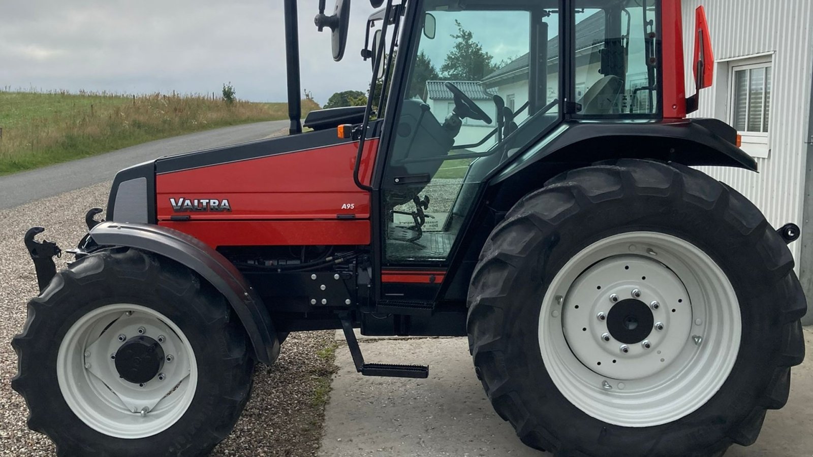 Traktor typu Valtra A95 4WD, Gebrauchtmaschine v Nørager (Obrázek 4)
