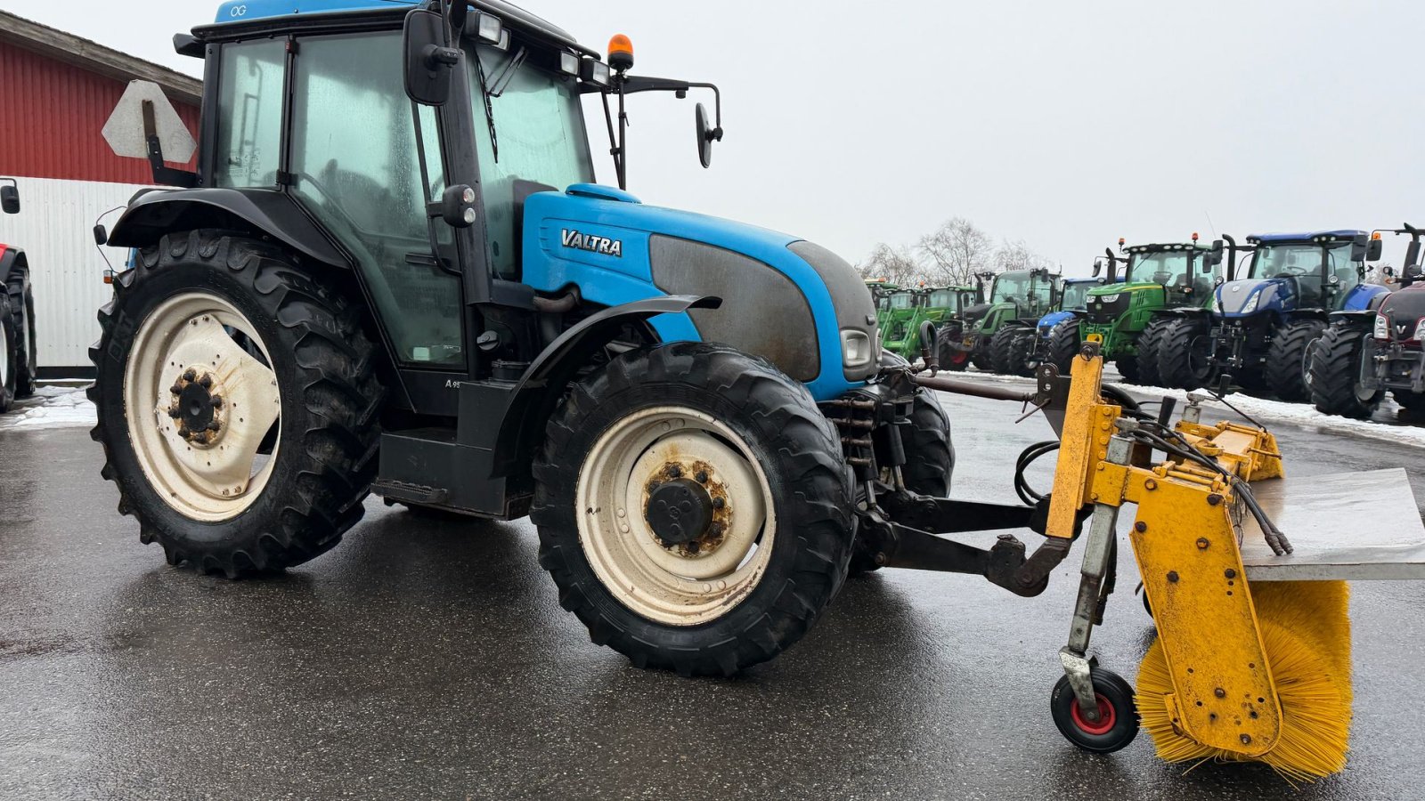 Traktor типа Valtra A95 KUN 3000 TIMER OG KOST!, Gebrauchtmaschine в Nørager (Фотография 9)