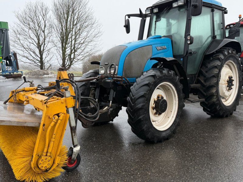 Traktor от тип Valtra A95 KUN 3000 TIMER OG KOST!, Gebrauchtmaschine в Nørager (Снимка 1)