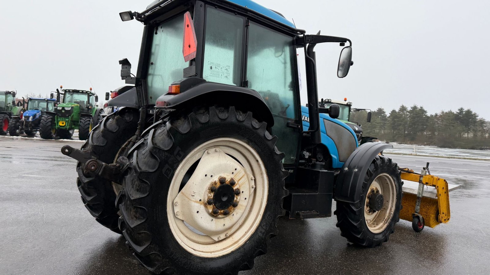 Traktor типа Valtra A95 KUN 3000 TIMER OG KOST!, Gebrauchtmaschine в Nørager (Фотография 13)