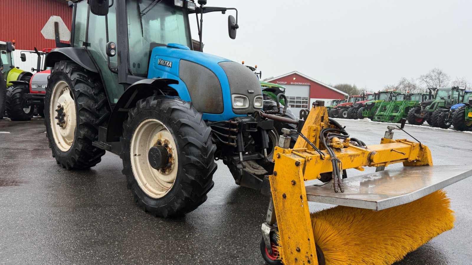 Traktor типа Valtra A95 KUN 3000 TIMER OG KOST!, Gebrauchtmaschine в Nørager (Фотография 8)